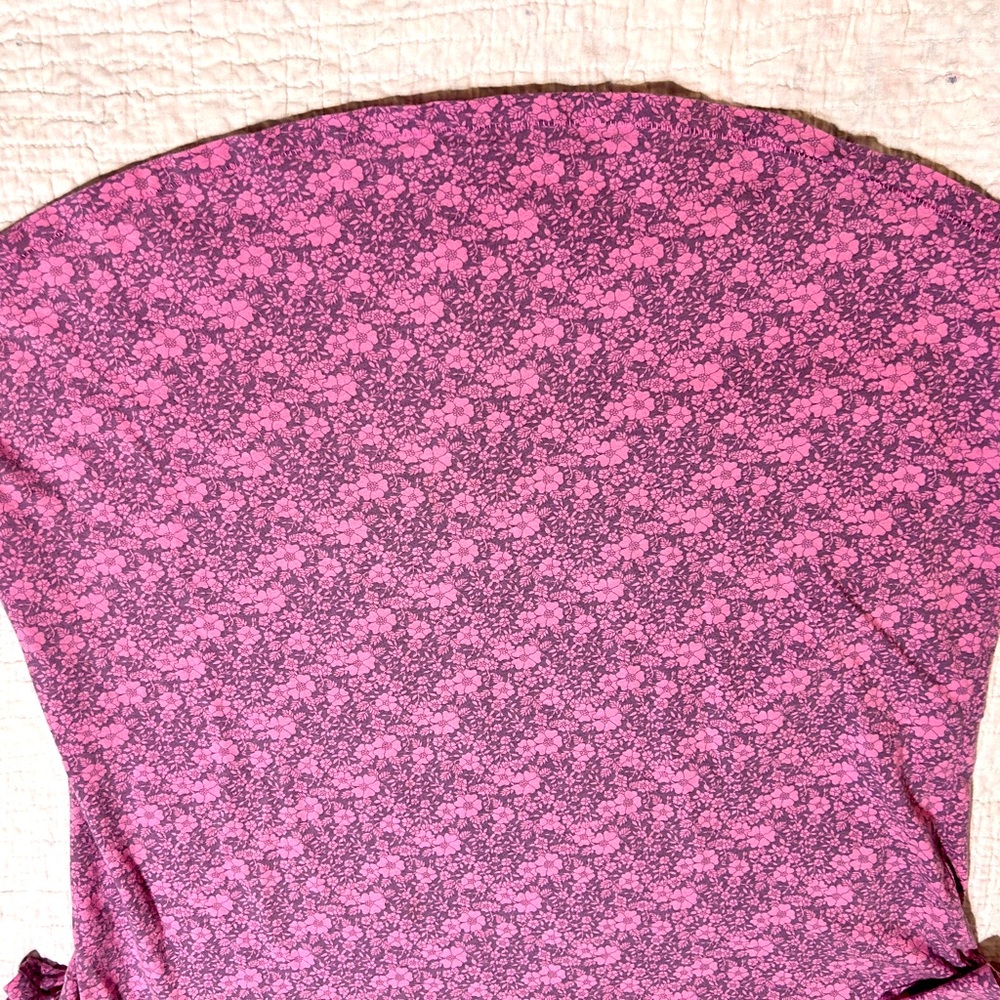 Women’s GAP Shirt - Picture 3 of 6